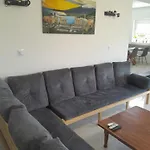 Lila Fuege Vendeghaz * Balatonfured