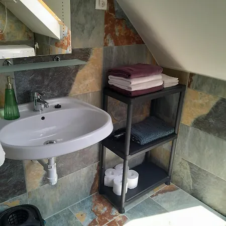 Apartment Lila Fuege Vendeghaz *