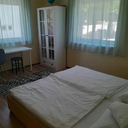 Lila Füge * Balatonfüred