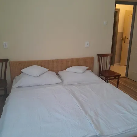 Apartment Lila Fuege Vendeghaz